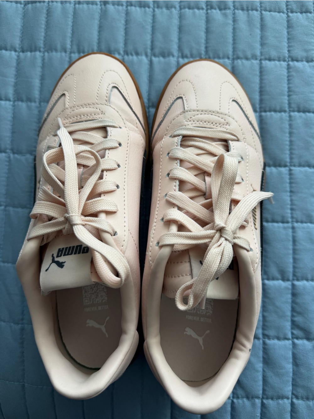 Puma Women's Pale Pink Sneakers with Navy Formstrip and Gum Sole - Picture 2 of 4